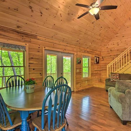 Murphy Cabin With Spacious Deck And Forest Views! Eksteriør bilde