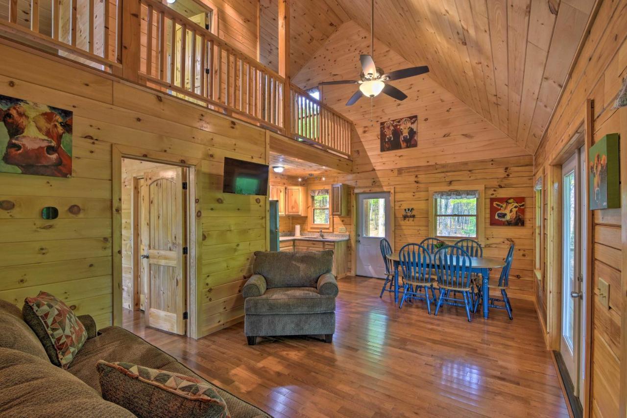 Murphy Cabin With Spacious Deck And Forest Views! Eksteriør bilde