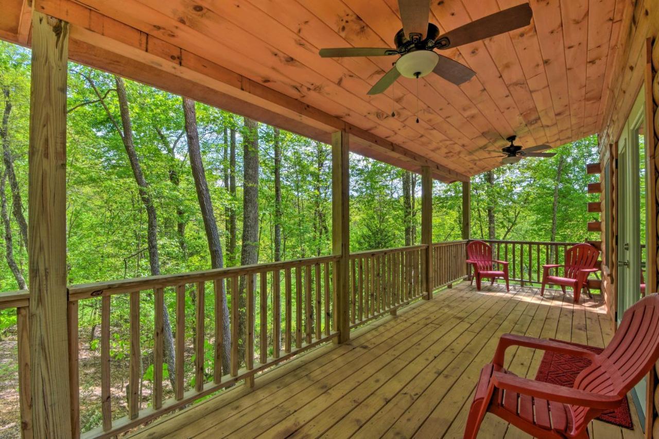 Murphy Cabin With Spacious Deck And Forest Views! Eksteriør bilde