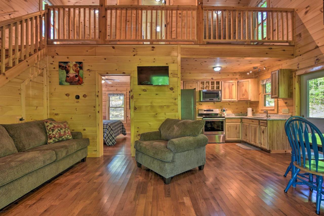 Murphy Cabin With Spacious Deck And Forest Views! Eksteriør bilde